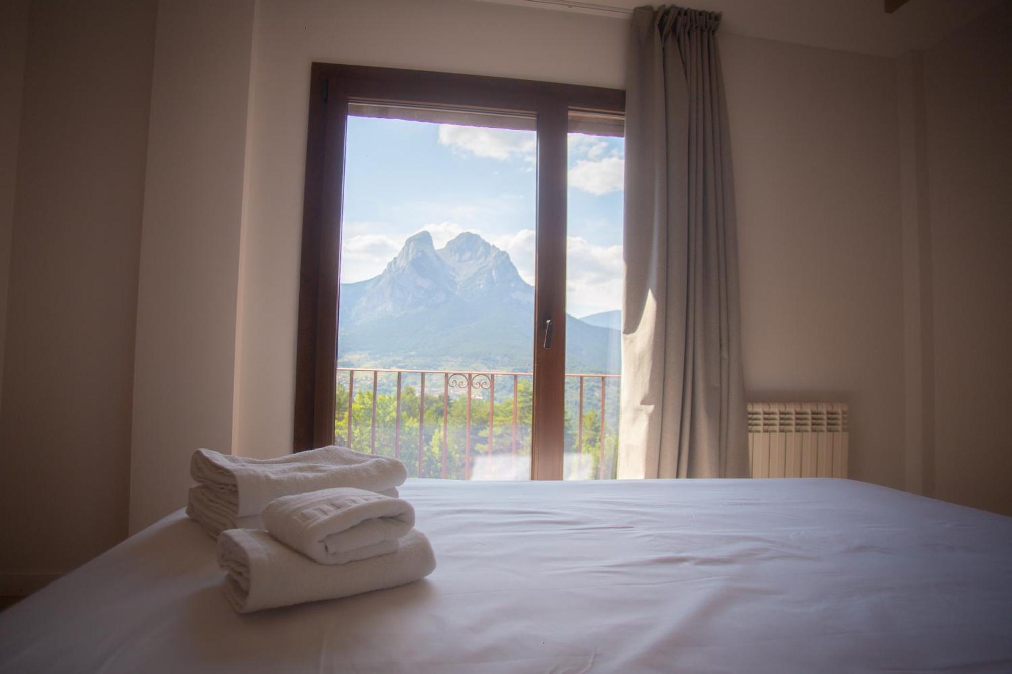 Hotel L'Indret Del Pedraforca Adults Only Saldés Esterno foto