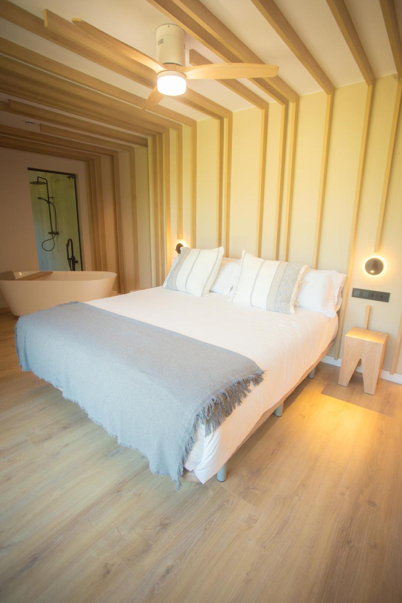 Hotel L'Indret Del Pedraforca Adults Only Saldés Esterno foto
